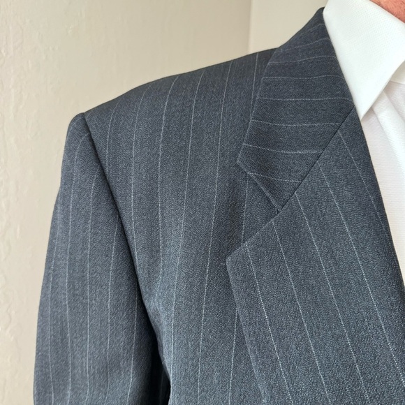 GIORGIO ARMANI Le Collezioni 2 Button Pinstripe Blazer Sport Coat New Wool Gray - Picture 3 of 16